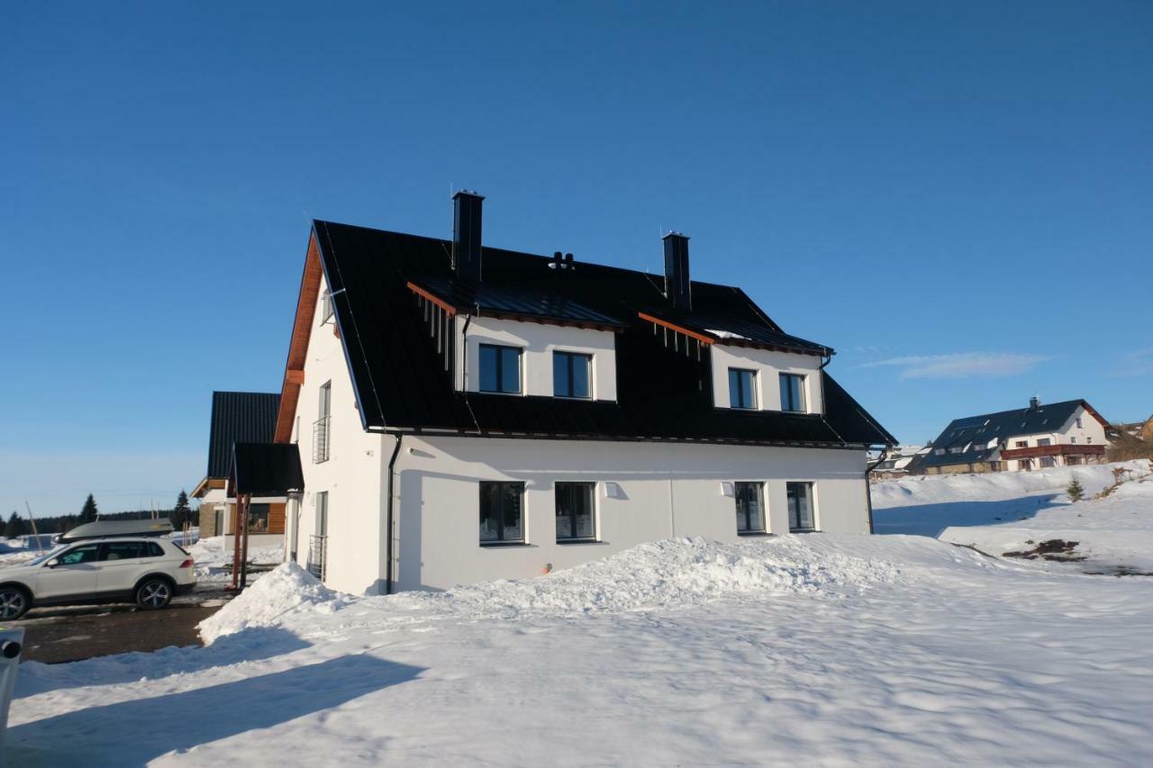 Apartmány BD Boží Dar Esterno foto