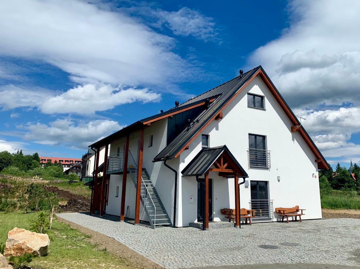 Apartmány BD Boží Dar Esterno foto